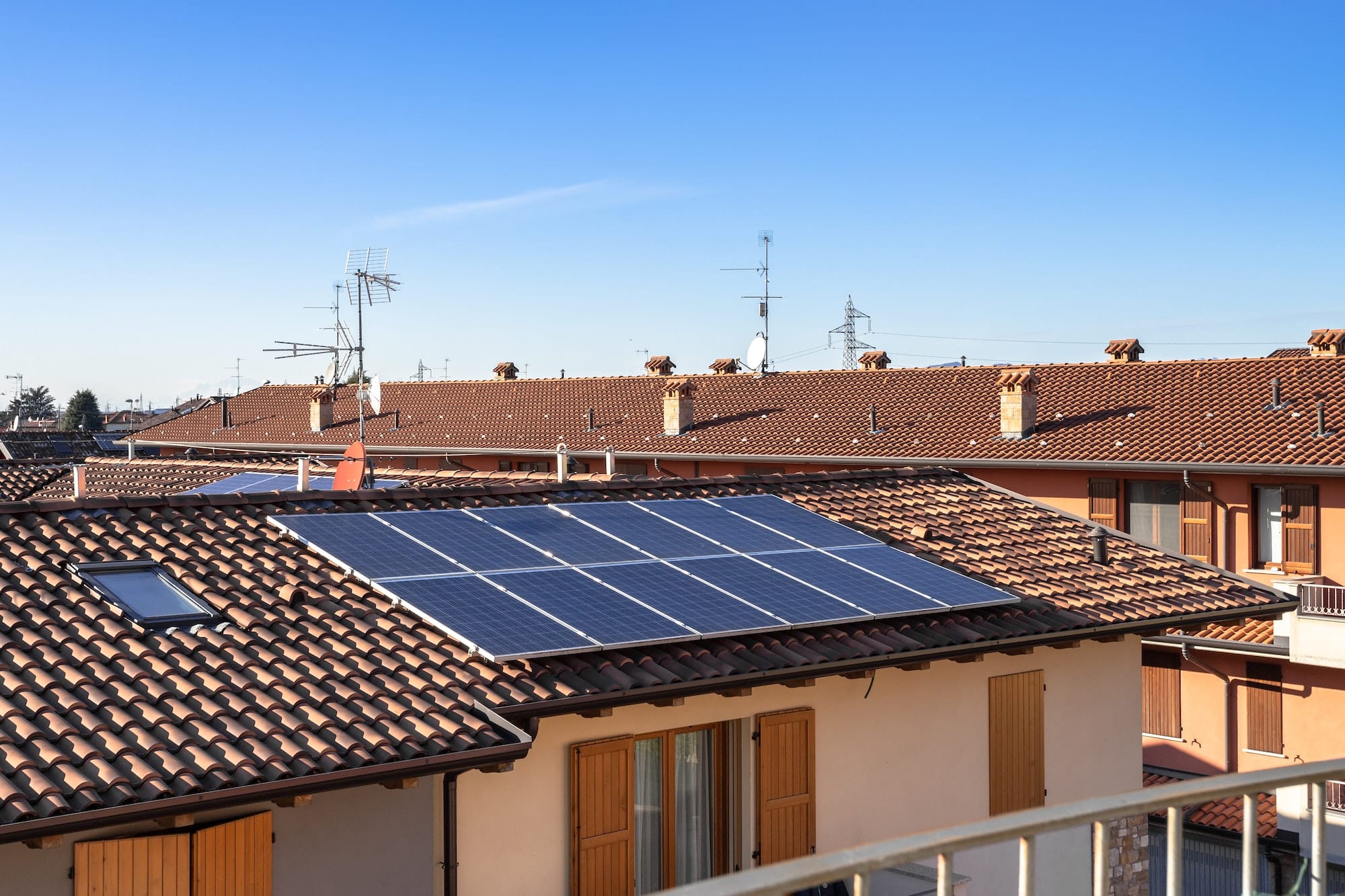 Les avantages méconnus des installations solaires pour votre foyer